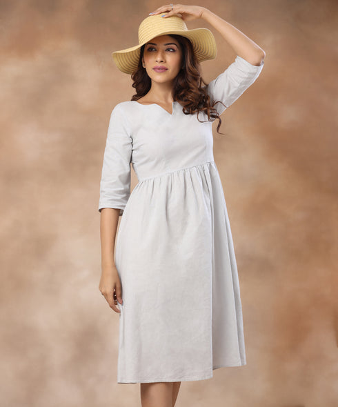 Neck Detailed Loose Fitted Linen Dress